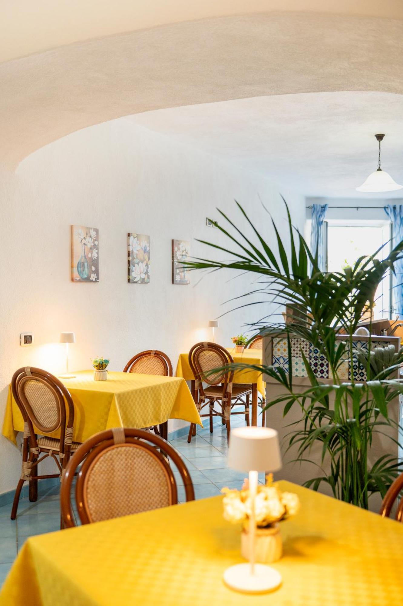 Poggio Del Sole Otel Forio di Ischia Dış mekan fotoğraf