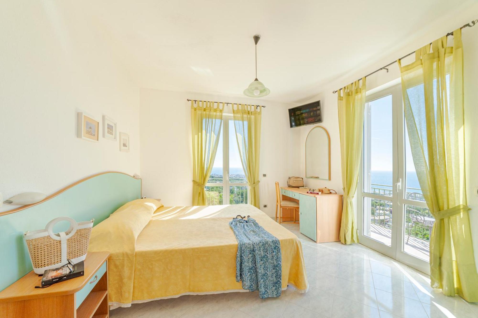 Poggio Del Sole Otel Forio di Ischia Dış mekan fotoğraf